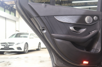 メルセデスベンツ Cクラス C200 AVG AMGﾗｲﾝ ﾚｻﾞｰｴｸｽｸﾙｰｼﾌﾞ&ﾚｰﾀﾞｰｾｰﾌﾃｨPKG　BSG搭載 後期 ｷｰﾚｽｺﾞｰ 黒本革 ﾍｯﾄﾞｱｯﾌﾟD HDDﾅﾋﾞTV ｽﾏﾎ連携 ﾌﾞﾙﾒｽﾀｰ ﾊﾞｯｸｶﾒﾗ PTS LEDﾗｲﾄ ﾊﾝｽﾞﾌﾘｰA AMGｴｱﾛ&18AW ﾀﾞｲﾅﾐｯｸS ｴｱｻｽ 9AT　2年保証