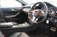 AMG Aクラス A45 4MATIC AMGｴｸｽｸﾙｰｼﾌﾞ&ﾚｰﾀﾞｰｾｰﾌﾃｨPKG　黒本革 ｼｰﾄﾋｰﾀｰ HDDﾅﾋﾞTV BT音楽 ﾊﾞｯｸｶﾒﾗ PTS ｷｾﾉﾝ AMG専用装備&ﾁｭｰﾆﾝｸﾞ 7AT　2年保証