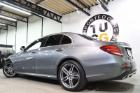 メルセデスベンツ Eクラス E220d AVG AMGﾗｲﾝ ｴｸｽｸﾙｰｼﾌﾞ&ﾚｰﾀﾞｰｾｰﾌﾃｨPKG　中期 MEｺﾈｸﾄ ｷｰﾚｽｺﾞｰ 黒本革 ｼｰﾄﾋｰﾀｰ HUD HDDﾅﾋﾞTV ｽﾏﾎ連携 ﾌﾞﾙﾒｽﾀｰ 360ｶﾒﾗ PTS LEDﾍｯﾄﾞﾗｲﾄ AMGｴｱﾛ&19AW ﾀﾞｲﾅﾐｯｸｾﾚｸﾄ ﾊﾟﾄﾞﾙｼﾌﾄ 9AT　2年保証