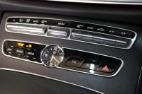 メルセデスベンツ Eクラス E200ｸｰﾍﾟ ｽﾎﾟｰﾂ ﾚｻﾞｰ&ﾚｰﾀﾞｰｾｰﾌﾃｨPKG　中期 NEWｽﾃｱﾘﾝｸﾞ ｷｰﾚｽｺﾞｰ 黒本革 ﾊﾟﾉﾗﾏSR ﾍｯﾄﾞｱｯﾌﾟD HDDﾅﾋﾞTV ｽﾏﾎ連携 ﾌﾞﾙﾒｽﾀｰ 360ｶﾒﾗ PTS LEDﾗｲﾄ AMGｴｱﾛ&19AW ﾜｲﾔﾚｽ充電 ﾀﾞｲﾅﾐｯｸS 9AT　2年保証