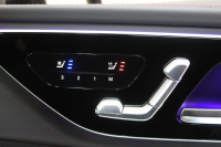 AMG Cクラス C43 4MATIC AMGﾅｲﾄ&ﾚｰﾀﾞｰｾｰﾌﾃｨPKG　BSG搭載 MEｺﾈｸﾄ ｷｰﾚｽｺﾞｰ 黒本革 ﾍﾞﾝﾁﾚｰﾀｰ ﾊﾟﾉﾗﾏSR ﾍｯﾄﾞｱｯﾌﾟD MBUXﾅﾋﾞTV&ARﾅﾋﾞ ｽﾏﾎ連携 ﾌﾞﾙﾒｽﾀｰ 360ｶﾒﾗ PTS LEDﾗｲﾄ 自動ﾄﾗﾝｸ AMG専用装備&ﾁｭｰﾆﾝｸﾞ ﾘｱｱｸｽﾙｽﾃｱ 9AT　2年保証