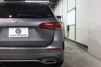 メルセデスベンツ Bクラス B200d AMGﾗｲﾝ AMGﾚｻﾞｰｴｸｽｸﾙｰｼﾌﾞ&ｱﾄﾞﾊﾞﾝｽﾄﾞ&ﾅﾋﾞｹﾞｰｼｮﾝ&ﾚｰﾀﾞｰｾｰﾌﾃｨPKG　1ｵｰﾅｰ ｷｰﾚｽｺﾞｰ 赤/黒本革 ﾊﾟﾉﾗﾏSR HUD MBUXﾅﾋﾞTV BT音楽 360ｶﾒﾗ PTS LEDﾗｲﾄ 自動Rｹﾞｰﾄ AMGｴｱﾛ&18AW ﾜｲﾔﾚｽ充電 8AT 希少色ﾏｳﾝﾃﾝｸﾞﾚｰ　2年保証