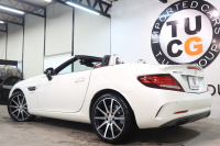 AMG SLC SLC43 AMGﾅｲﾄ&ﾚｰﾀﾞｰｾｰﾌﾃｨPKG　ｷｰﾚｽｺﾞｰ 黒本革 ﾏｼﾞｯｸｽｶｲR HDDﾅﾋﾞTV ｽﾏﾎ連携 harman/kardon ﾊﾞｯｸｶﾒﾗ PTS LEDﾗｲﾄ AMG専用装備&ﾁｭｰﾆﾝｸﾞ 9AT　2年保証