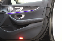 メルセデスベンツ Eクラス E200 ｽﾎﾟｰﾂ AMGﾗｲﾝｲﾝﾃﾘｱ&ｴｸｽｸﾙｰｼﾌﾞ&ﾚｰﾀﾞｰｾｰﾌﾃｨPKG　BSG搭載 後期 ｷｰﾚｽｺﾞｰ 黒本革 ﾍｯﾄﾞｱｯﾌﾟD MBUXﾅﾋﾞTV ｽﾏﾎ連携 ﾌﾞﾙﾒｽﾀｰ 360ｶﾒﾗ PTS LEDﾗｲﾄ 自動ﾄﾗﾝｸ AMGｴｱﾛ&19AW ﾜｲﾔﾚｽ充電 9AT　2年保証