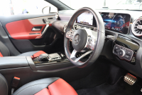 メルセデスベンツ Aクラス A200d AMGﾗｲﾝ AMGﾚｻﾞｰｴｸｽｸﾙｰｼﾌﾞ&ｱﾄﾞﾊﾞﾝｽﾄﾞ&ﾅﾋﾞｹﾞｰｼｮﾝ&ﾚｰﾀﾞｰｾｰﾌﾃｨPKG　ｷｰﾚｽｺﾞｰ 赤/黒本革 ﾊﾟﾉﾗﾏSR ﾍｯﾄﾞｱｯﾌﾟD MBUXﾅﾋﾞTV BT音楽 ｱﾄﾞﾊﾞﾝｽﾄﾞｻｳﾝﾄﾞ 360ｶﾒﾗ PTS LEDﾗｲﾄ ﾊﾝｽﾞﾌﾘｰA AMGｴｱﾛ&18AW 8AT　2年保証