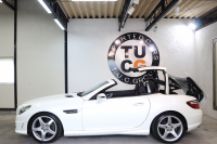 メルセデスベンツ SLKクラス SLK200 ｴｸｽｸﾙｰｼﾌﾞ AMGｽﾎﾟｰﾂ&ﾚｰﾀﾞｰｾｰﾌﾃｨPKG　中期 黒本革 ｴｱｽｶｰﾌ ﾏｼﾞｯｸｽｶｲR HDDﾅﾋﾞTV BT音楽 DSRC ｷｾﾉﾝ AMGｴｱﾛ&18AW ﾄﾗﾝｸｽﾎﾟｲﾗｰ ｴｱｶﾞｲﾄﾞ ﾊﾟﾅﾒﾘｶｰﾅｸﾞﾘﾙ ｷｰﾚｽｺﾞｰ　2年保証
