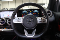 メルセデスベンツ GLB GLB200d 4MATIC AMGﾗｲﾝ AMGﾚｻﾞｰｴｸｽｸﾙｰｼﾌﾞ&ｱﾄﾞﾊﾞﾝｽﾄﾞ&ﾅﾋﾞｹﾞｰｼｮﾝ&ﾚｰﾀﾞｰｾｰﾌﾃｨPKG　1ｵｰﾅｰ 赤/黒本革 ﾊﾟﾉﾗﾏSR ﾍｯﾄﾞｱｯﾌﾟD MBUXﾅﾋﾞTV BT音楽 ｱﾄﾞﾊﾞﾝｽﾄﾞｻｳﾝﾄﾞ 360ｶﾒﾗ PTS LEDﾗｲﾄ ﾊﾝｽﾞﾌﾘｰA AMGｴｱﾛ&19AW 8AT　2年保証