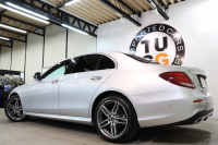 メルセデスベンツ Eクラス E220d AVG AMGﾗｲﾝ ｴｸｽｸﾙｰｼﾌﾞ&ﾚｰﾀﾞｰｾｰﾌﾃｨPKG　中期 ｷｰﾚｽｺﾞｰ 黒本革 ﾍｯﾄﾞｱｯﾌﾟD HDDﾅﾋﾞTV ｽﾏﾎ連携 ﾌﾞﾙﾒｽﾀｰ 360ｶﾒﾗ PTS LEDﾗｲﾄ 自動ﾄﾗﾝｸ AMGｴｱﾛ&19AW 9AT　2年保証