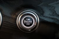 メルセデスベンツ Eクラス E220d AVG AMGﾗｲﾝ ｴｸｽｸﾙｰｼﾌﾞ&ﾚｰﾀﾞｰｾｰﾌﾃｨPKG　中期 ｷｰﾚｽｺﾞｰ 黒本革 ﾍｯﾄﾞｱｯﾌﾟD HDDﾅﾋﾞTV ｽﾏﾎ連携 ﾌﾞﾙﾒｽﾀｰ 360ｶﾒﾗ PTS LEDﾗｲﾄ 自動ﾄﾗﾝｸ AMGｴｱﾛ&19AW 9AT　2年保証