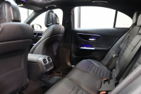 メルセデスベンツ Cクラス C200 4MATIC AVG AMGﾗｲﾝ ﾚｻﾞｰｴｸｽｸﾙｰｼﾌﾞ&ﾍﾞｰｼｯｸ&ﾚｰﾀﾞｰｾｰﾌﾃｨPKG　ISG搭載 ｷｰﾚｽｺﾞｰ 黒本革 ﾊﾟﾉﾗﾏSR ﾍｯﾄﾞｱｯﾌﾟD MBUXﾅﾋﾞTV&ARﾅﾋﾞ BT音楽 360ｶﾒﾗ PTS LEDﾗｲﾄ 自動ﾄﾗﾝｸ AMGｴｱﾛ&18AW ﾘｱｱｸｽﾙｽﾃｱﾘﾝｸﾞ 9AT　2年保証