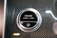 メルセデスベンツ Cクラス C200 4MATIC AVG AMGﾗｲﾝ ﾚｻﾞｰｴｸｽｸﾙｰｼﾌﾞ&ﾍﾞｰｼｯｸ&ﾚｰﾀﾞｰｾｰﾌﾃｨPKG　ISG搭載 ｷｰﾚｽｺﾞｰ 黒本革 ﾊﾟﾉﾗﾏSR ﾍｯﾄﾞｱｯﾌﾟD MBUXﾅﾋﾞTV&ARﾅﾋﾞ BT音楽 360ｶﾒﾗ PTS LEDﾗｲﾄ 自動ﾄﾗﾝｸ AMGｴｱﾛ&18AW ﾘｱｱｸｽﾙｽﾃｱﾘﾝｸﾞ 9AT　2年保証