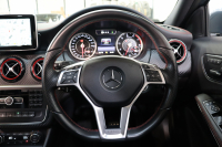 AMG Aクラス A45 4MATIC ﾚｰﾀﾞｰｾｰﾌﾃｨPKG　中期 ｷｰﾚｽｺﾞｰ 黒本革 ﾚｯﾄﾞｼｰﾄﾍﾞﾙﾄ ﾊﾟﾉﾗﾏSR HDDﾅﾋﾞTV&ｷｬﾝｾﾗｰ ﾊﾞｯｸｶﾒﾗ PTS ｷｾﾉﾝ AMG専用装備&ﾁｭｰﾆﾝｸﾞ 7AT 希少色ﾕﾆﾊﾞｰｽﾌﾞﾙｰ　2年保証