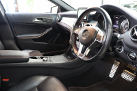 メルセデスベンツ GLA GLA250 4MATIC ｽﾎﾟｰﾂ AMGｴｸｽｸﾙｰｼﾌﾞ&ﾚｰﾀﾞｰｾｰﾌﾃｨPKG　ﾚｯﾄﾞｽﾃｯﾁ入りﾌﾞﾗｯｸﾚｻﾞｰｼｰﾄ 純正HDDﾅﾋﾞTV BT音楽 ﾊﾞｯｸ/ｻｲﾄﾞ/ﾌﾛﾝﾄｶﾒﾗ PTS DSRC ｷｾﾉﾝ 自動Rｹﾞｰﾄ AMGｴｱﾛ&18AW ﾀﾞｲﾅﾐｯｸｾﾚｸﾄ ﾊﾞﾘｭｰPKGﾌﾟﾗｽ ﾄﾞﾗﾚｺ　2年保証