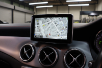 メルセデスベンツ GLA GLA250 4MATIC ｽﾎﾟｰﾂ AMGｴｸｽｸﾙｰｼﾌﾞ&ﾚｰﾀﾞｰｾｰﾌﾃｨPKG　ﾚｯﾄﾞｽﾃｯﾁ入りﾌﾞﾗｯｸﾚｻﾞｰｼｰﾄ 純正HDDﾅﾋﾞTV BT音楽 ﾊﾞｯｸ/ｻｲﾄﾞ/ﾌﾛﾝﾄｶﾒﾗ PTS DSRC ｷｾﾉﾝ 自動Rｹﾞｰﾄ AMGｴｱﾛ&18AW ﾀﾞｲﾅﾐｯｸｾﾚｸﾄ ﾊﾞﾘｭｰPKGﾌﾟﾗｽ ﾄﾞﾗﾚｺ　2年保証