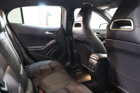 メルセデスベンツ GLA GLA250 4MATIC ｽﾎﾟｰﾂ AMGｴｸｽｸﾙｰｼﾌﾞ&ﾚｰﾀﾞｰｾｰﾌﾃｨPKG　ﾚｯﾄﾞｽﾃｯﾁ入りﾌﾞﾗｯｸﾚｻﾞｰｼｰﾄ 純正HDDﾅﾋﾞTV BT音楽 ﾊﾞｯｸ/ｻｲﾄﾞ/ﾌﾛﾝﾄｶﾒﾗ PTS DSRC ｷｾﾉﾝ 自動Rｹﾞｰﾄ AMGｴｱﾛ&18AW ﾀﾞｲﾅﾐｯｸｾﾚｸﾄ ﾊﾞﾘｭｰPKGﾌﾟﾗｽ ﾄﾞﾗﾚｺ　2年保証