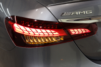 AMG Eクラス E53 4MATIC+ ｴｸｽｸﾙｰｼﾌﾞ&ﾚｰﾀﾞｰｾｰﾌﾃｨPKG　ISG搭載 後期 ｷｰﾚｽｺﾞｰ 黒本革 ﾍﾞﾝﾁﾚｰﾀｰ ﾊﾟﾉﾗﾏSR ﾍｯﾄﾞｱｯﾌﾟD MBUXﾅﾋﾞTV&ARﾅﾋﾞ ｽﾏﾎ連携 ﾌﾞﾙﾒｽﾀｰ 360ｶﾒﾗ PTS LEDﾗｲﾄ 自動ﾄﾗﾝｸ AMG専用装備&ﾁｭｰﾆﾝｸﾞ ﾜｲﾔﾚｽ充電 9AT　2年保証