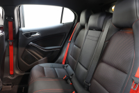 AMG GLA GLA45 4MATIC ｴﾃﾞｨｼｮﾝ1 ﾚｰﾀﾞｰｾｰﾌﾃｨPKG　300台限定車 専用黒本革 HDDﾅﾋﾞTV ﾊﾞｯｸｶﾒﾗ PTS ｷｾﾉﾝﾗｲﾄ 自動Rｹﾞｰﾄ AMG専用装備&ﾁｭｰﾆﾝｸﾞ 専用ｴｱﾛ&ﾃﾞｶｰﾙ 7AT　2年保証