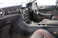 AMG GLA GLA45 4MATIC ｴﾃﾞｨｼｮﾝ1 ﾚｰﾀﾞｰｾｰﾌﾃｨPKG　300台限定車 専用黒本革 HDDﾅﾋﾞTV ﾊﾞｯｸｶﾒﾗ PTS ｷｾﾉﾝﾗｲﾄ 自動Rｹﾞｰﾄ AMG専用装備&ﾁｭｰﾆﾝｸﾞ 専用ｴｱﾛ&ﾃﾞｶｰﾙ 7AT　2年保証