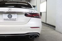 AMG Eクラス E53 4MATIC+ ｴｸｽｸﾙｰｼﾌﾞ&ﾚｰﾀﾞｰｾｰﾌﾃｨPKG　ISG搭載 後期 ｷｰﾚｽｺﾞｰ 黒本革 ﾍﾞﾝﾁﾚｰﾀｰ ﾊﾟﾉﾗﾏSR ﾍｯﾄﾞｱｯﾌﾟD MBUXﾅﾋﾞTV&ARﾅﾋﾞ&ARﾅﾋﾞ ｽﾏﾎ連携 ﾌﾞﾙﾒｽﾀｰ 360ｶﾒﾗ PTS LEDﾗｲﾄ 自動ﾄﾗﾝｸ AMG専用装備&ﾁｭｰﾆﾝｸﾞ ﾜｲﾔﾚｽ充電 9AT　2年保証