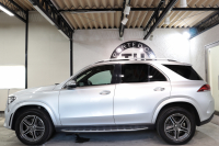 メルセデスベンツ GLE GLE400d 4MATIC ｽﾎﾟｰﾂ ﾚｻﾞｰｴｸｽｸﾙｰｼﾌﾞ&ﾚｰﾀﾞｰｾｰﾌﾃｨPKG　MEｺﾈｸﾄ ｷｰﾚｽｺﾞｰ 黒/白本革 ﾍﾞﾝﾁﾚｰﾀｰ ﾊﾟﾉﾗﾏSR HUD MBUXﾅﾋﾞTV BT音楽 ﾌﾞﾙﾒｽﾀｰ 360ｶﾒﾗ PTS LEDﾗｲﾄ ﾊﾝｽﾞﾌﾘｰA AMGｴｱﾛ&20AW ﾜｲﾔﾚｽ充電 ｴｱｻｽ 9AT　2年保証