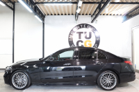 AMG Cクラス C43 4MATIC AMGﾅｲﾄ&ﾚｰﾀﾞｰｾｰﾌﾃｨPKG　BSG搭載 ｷｰﾚｽｺﾞｰ 赤/黒本革 ﾍﾞﾝﾁﾚｰﾀｰ ﾊﾟﾉﾗﾏSR ﾍｯﾄﾞｱｯﾌﾟD MBUXﾅﾋﾞTV ｽﾏﾎ連携 ﾌﾞﾙﾒｽﾀｰ 360ｶﾒﾗ PTS LEDﾗｲﾄ 自動ﾄﾗﾝｸ AMG専用装備&ﾁｭｰﾆﾝｸﾞ 9AT ﾘｱｱｸｽﾙｽﾃｱ　2年保証