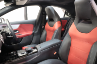 メルセデスベンツ CLAクラス CLA200d AMGﾗｲﾝ ﾚｻﾞｰｴｸｽｸﾙｰｼﾌﾞ&ｱﾄﾞﾊﾞﾝｽﾄﾞ&ﾅﾋﾞｹﾞｰｼｮﾝ&ﾚｰﾀﾞｰｾｰﾌﾃｨPKG　ｷｰﾚｽｺﾞｰ 赤/黒本革 ﾊﾟﾉﾗﾏSR ﾍｯﾄﾞｱｯﾌﾟD MBUXﾅﾋﾞTV BT音楽 ｱﾄﾞﾊﾞﾝｽﾄﾞｻｳﾝﾄﾞ 360ｶﾒﾗ PTS LEDﾗｲﾄ AMGｴｱﾛ&18AW ﾜｲﾔﾚｽ充電 8AT　2年保証