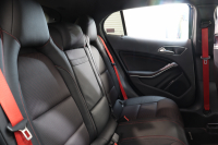 AMG GLA GLA45 4MATIC ｴﾃﾞｨｼｮﾝ1 AMGﾚｻﾞｰｴｸｽｸﾙｰｼﾌﾞ&ﾍﾞｰｼｯｸ&ﾚｰﾀﾞｰｾｰﾌﾃｨPKG　300台限定車 専用黒本革 HDDﾅﾋﾞTV ﾊﾞｯｸｶﾒﾗ PTS ｷｾﾉﾝﾗｲﾄ 自動Rｹﾞｰﾄ AMG専用装備&ﾁｭｰﾆﾝｸﾞ 専用ｴｱﾛ&20AW ﾊﾟﾅﾒﾘｶｰﾅｸﾞﾘﾙ 7AT　2年保証