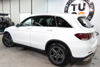メルセデスベンツ GLC GLC220d 4MATIC AMGﾗｲﾝ ﾚｻﾞｰｴｸｽｸﾙｰｼﾌﾞ&ﾚｰﾀﾞｰｾｰﾌﾃｨPKG　後期 MEｺﾈｸﾄ ｷｰﾚｽｺﾞｰ 黒本革 ﾊﾟﾉﾗﾏSR MBUXﾅﾋﾞTV BT音楽 360ｶﾒﾗ PTS LEDﾗｲﾄ 自動Rｹﾞｰﾄ AMGｴｱﾛ&19AW ﾜｲﾔﾚｽ充電 9AT　2年保証