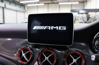 AMG GLA GLA45 4MATIC AMGﾚｻﾞｰｴｸｽｸﾙｰｼﾌﾞ&AMGｶｰﾎﾞﾝ&ﾍﾞｰｼｯｸ&ﾚｰﾀﾞｰｾｰﾌﾃｨPKG　中期 ｷｰﾚｽｺﾞｰ 黒本革 HDDﾅﾋﾞTV ﾊﾞｯｸｶﾒﾗ PTS ｷｾﾉﾝﾗｲﾄ 自動Rｹﾞｰﾄ AMG専用装備&ﾁｭｰﾆﾝｸﾞ AMGｴｱﾛ&19AW 7AT　2年保証