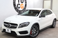 AMG GLA GLA45 4MATIC AMGﾚｻﾞｰｴｸｽｸﾙｰｼﾌﾞ&AMGｶｰﾎﾞﾝ&ﾍﾞｰｼｯｸ&ﾚｰﾀﾞｰｾｰﾌﾃｨPKG　中期 ｷｰﾚｽｺﾞｰ 黒本革 HDDﾅﾋﾞTV ﾊﾞｯｸｶﾒﾗ PTS ｷｾﾉﾝﾗｲﾄ 自動Rｹﾞｰﾄ AMG専用装備&ﾁｭｰﾆﾝｸﾞ AMGｴｱﾛ&19AW 7AT　2年保証