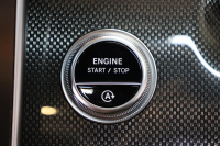 AMG Cクラス C43 ｽﾃｰｼｮﾝﾜｺﾞﾝ 4MATIC AMGﾅｲﾄ&ﾚｰﾀﾞｰｾｰﾌﾃｨPKG　BSG搭載 ｷｰﾚｽｺﾞｰ 茶/黒本革 ﾍﾞﾝﾁﾚｰﾀｰ ﾊﾟﾉﾗﾏSR ﾍｯﾄﾞｱｯﾌﾟD MBUXﾅﾋﾞTV ｽﾏﾎ連携 ﾌﾞﾙﾒｽﾀｰ 360ｶﾒﾗ PTS LEDﾗｲﾄ 自動Rｹﾞｰﾄ AMG専用装備&ﾁｭｰﾆﾝｸﾞ 9AT ﾘｱｱｸｽﾙｽﾃｱ　2年保証
