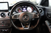 メルセデスベンツ CLAクラス CLA180 ｼｭｰﾃｨﾝｸﾞﾌﾞﾚｰｸ ｽﾎﾟｰﾂ ﾚｰﾀﾞｰｾｰﾌﾃｨPKG　中期 ｷｰﾚｽｺﾞｰ ﾌﾞﾗｯｸﾚｻﾞｰDINAMICAｼｰﾄ ｼｰﾄﾋｰﾀｰ HDDﾅﾋﾞTV ｽﾏﾎ連携 Bｶﾒﾗ PTS DSRC ｷｾﾉﾝﾗｲﾄ 自動Rｹﾞｰﾄ AMGｴｱﾛ&18AW 7AT　2年保証