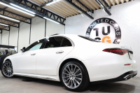 メルセデスベンツ Sクラス S500 4MATIC AMGﾗｲﾝ ﾚｻﾞｰｴｸｽｸﾙｰｼﾌﾞ&ﾍﾞｰｼｯｸ&ﾚｰﾀﾞｰｾｰﾌﾃｨPKG　ISG搭載 ｷｰﾚｽｺﾞｰ 黒本革 ﾍﾞﾝﾁﾚｰﾀｰ ﾊﾟﾉﾗﾏSR ﾍｯﾄﾞｱｯﾌﾟD MBUXﾅﾋﾞTV ｽﾏﾎ連携 ﾌﾞﾙﾒｽﾀｰ 360ｶﾒﾗ PTS LEDﾗｲﾄ ﾊﾝｽﾞﾌﾘｰA AMGｴｱﾛ&20AW ﾜｲﾔﾚｽ充電 9AT　2年保証