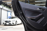 AMG GLA GLA45 4MATIC ﾚｰﾀﾞｰｾｰﾌﾃｨPKG　後期 ｷｰﾚｽｺﾞｰ 黒本革 SR HDDﾅﾋﾞTV ｽﾏﾎ連携 ﾊﾞｯｸｶﾒﾗ PTS LEDﾍｯﾄﾞﾗｲﾄ 自動Rｹﾞｰﾄ&ﾊﾝｽﾞﾌﾘｰA AMG専用装備&ﾁｭｰﾆﾝｸﾞ AMGｴｱﾛ&19AW 7AT　2年保証