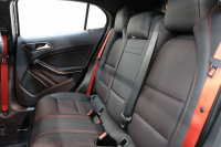 AMG GLA GLA45 4MATIC ﾚｰﾀﾞｰｾｰﾌﾃｨPKG　後期 ｷｰﾚｽｺﾞｰ 黒本革 SR HDDﾅﾋﾞTV ｽﾏﾎ連携 ﾊﾞｯｸｶﾒﾗ PTS LEDﾍｯﾄﾞﾗｲﾄ 自動Rｹﾞｰﾄ&ﾊﾝｽﾞﾌﾘｰA AMG専用装備&ﾁｭｰﾆﾝｸﾞ AMGｴｱﾛ&19AW 7AT　2年保証