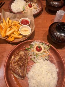 ハンバーグ^ – ^