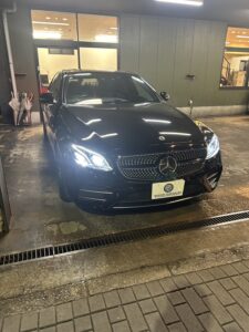 祝ご納車！メルセデスベンツAMG　Ｅ４３　４ＭＡＴＩＣ セダン 黒　東京都Ｖ様