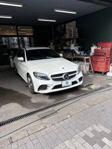 祝ご納車！メルセデスベンツ Ｃ２００AMGライン レザーエクスクルーシブＰＫＧ 白 千葉県Ｔ様