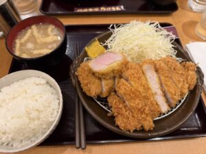 とん