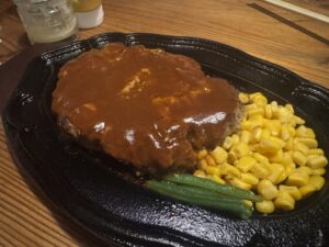 ハンバーグ^ – ^